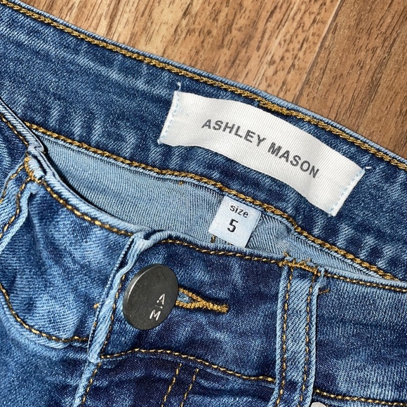Ashley Mason high rise jeans - Picture 2 of 5